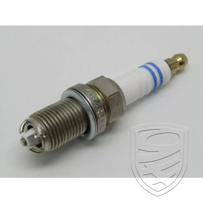 Spark plug BOSCH for Porsche 996 3,4L / 986 Boxster 2,7L 3