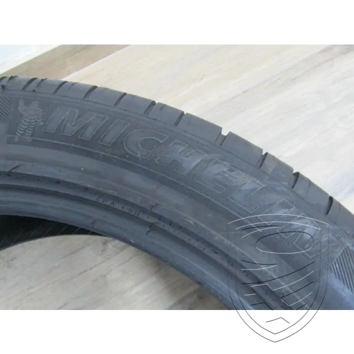 1x Pneu été MICHELIN 4x4 Diamaris 275/40 R20 106Y N1 XL Porsche 958 Cayenne