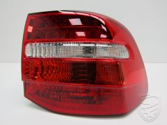 Achterlicht rechts, met lamphouder voor Porsche 957 Cayenne '07-'10